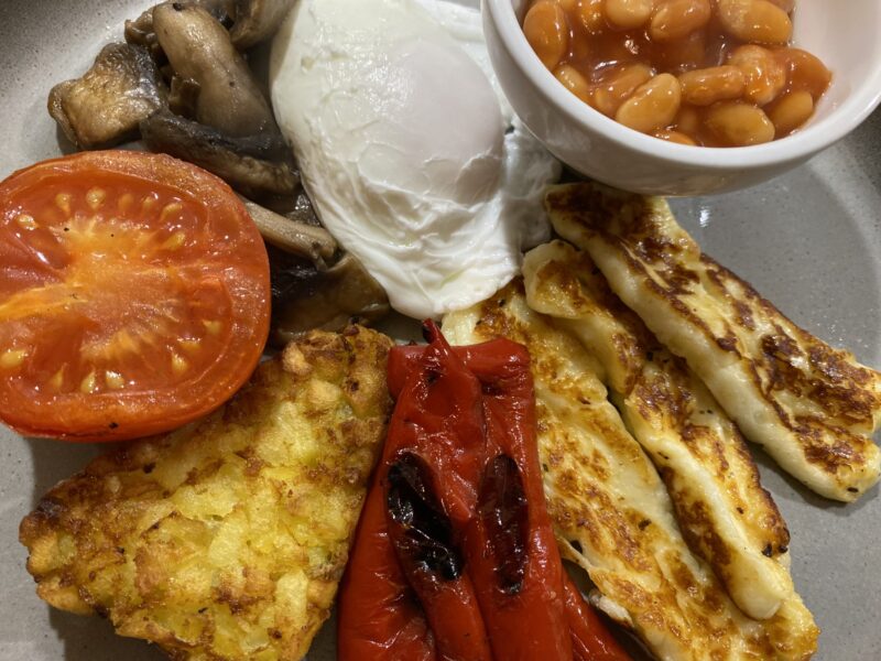 Goodwin Guest House in Keswick Lake District B B Vegetarian V Breakfast Halloumi Roasted red pepper Hash Brown Grilled Tomato Sauteed Mushrooms Baked Beans Poach Eggs Goodwin House B&B, Keswick